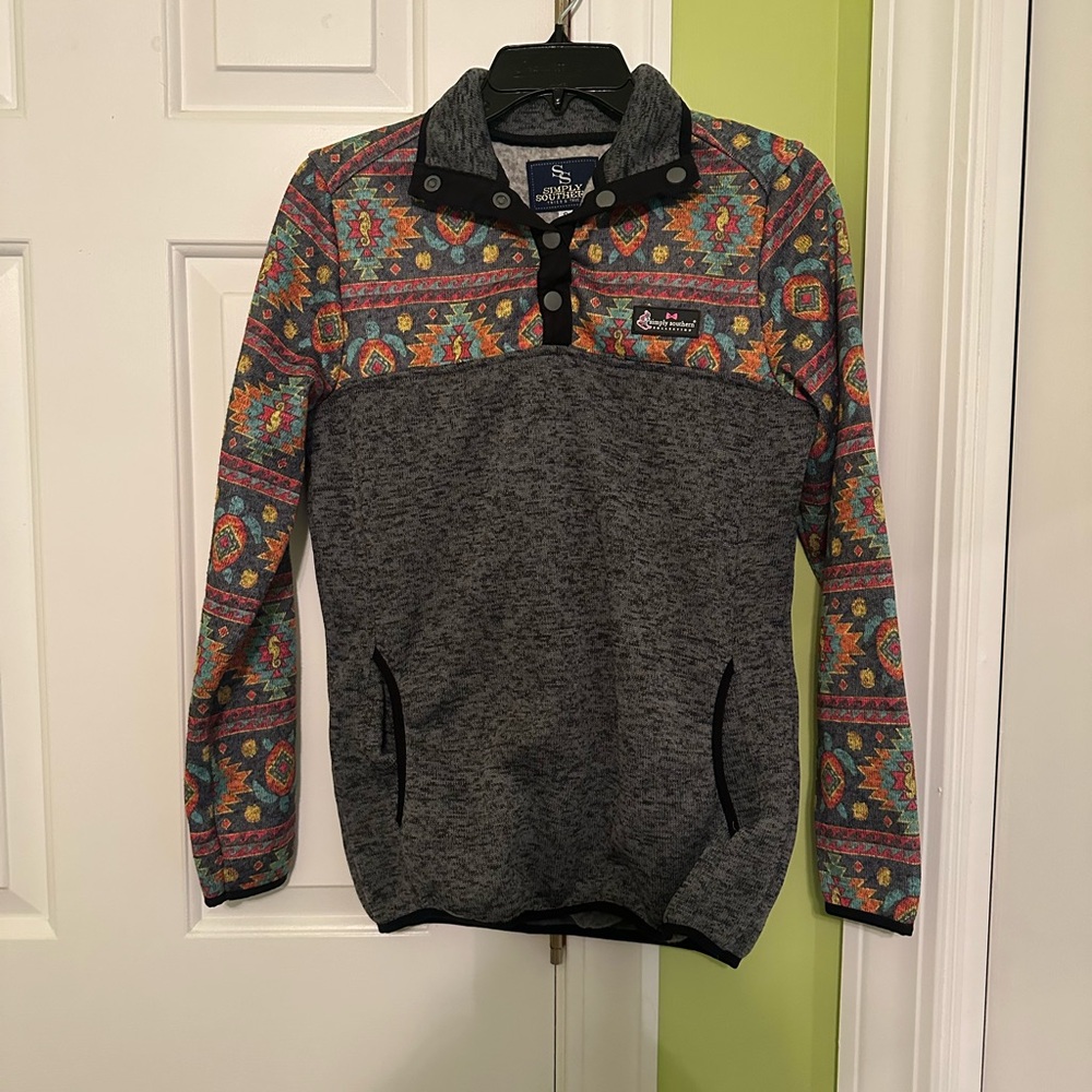 Simply Southern Pullover Sweater Turtle Pattern Size Small - Picture 2 of 10
